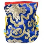 Brokaattasje blauw gevoerd met rood -- 10X14 cm