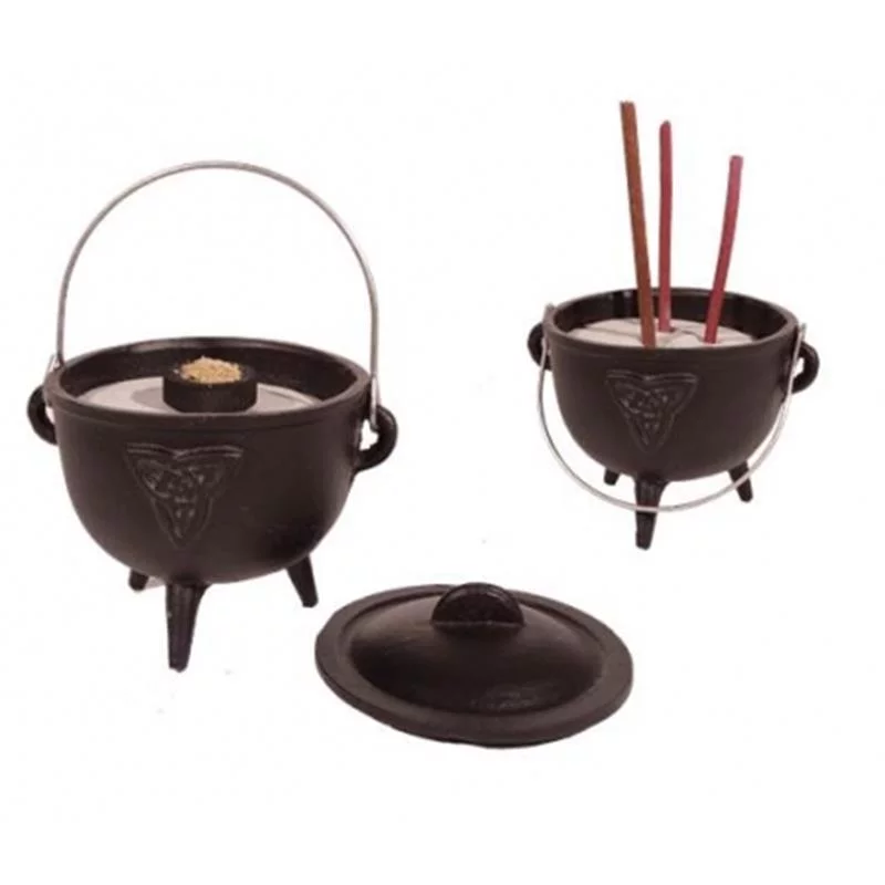 Cauldron-heksenketel-Triquetra-symbool-1080-g-12x9.5-c Cauldron (heksenketel) Triquetra symbool -- 1080 g; 12x9.5 c
