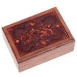 Tarotdoos draak gegraveerd -- 17.5x13x6.5 cm