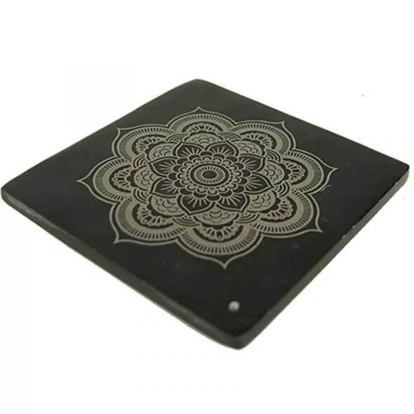 Wierookbrander zeepsteen zwart met mandala -- 10.5 cm
