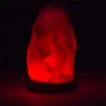 Zoutkristallamp wit ruw USB + LED -- 1900 g; 16 cm - Afbeelding 3