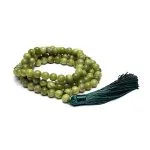 Mala Xinyi jade met kwast -  ±44 cm