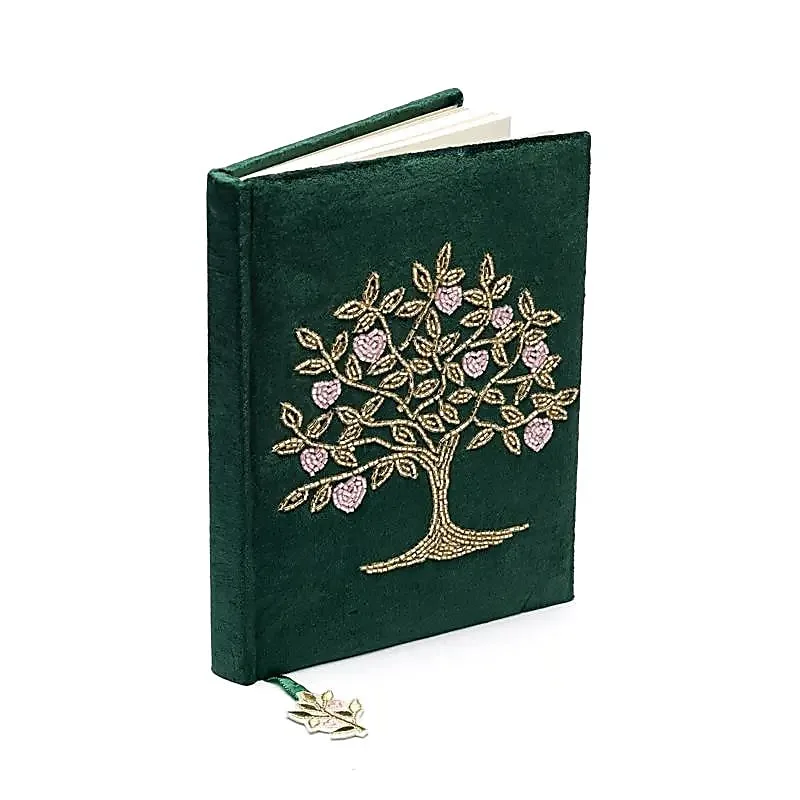 1567 Notitieboek fluweel groen met Levensboom en harten - 20 cm x 15 cm - Afbeelding 1