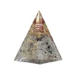 Orgoniet pyramide maansteen met maan symbool -  6 cm x 6 cm x 8,5 cm