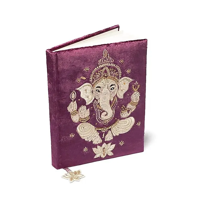 1591 Notitieboek fluweel paars met Ganesha - 20 cm x 15 cm - Afbeelding 1
