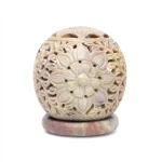 Ronde zeepstenen kaarsenhouder bloem - ± 9 cm
